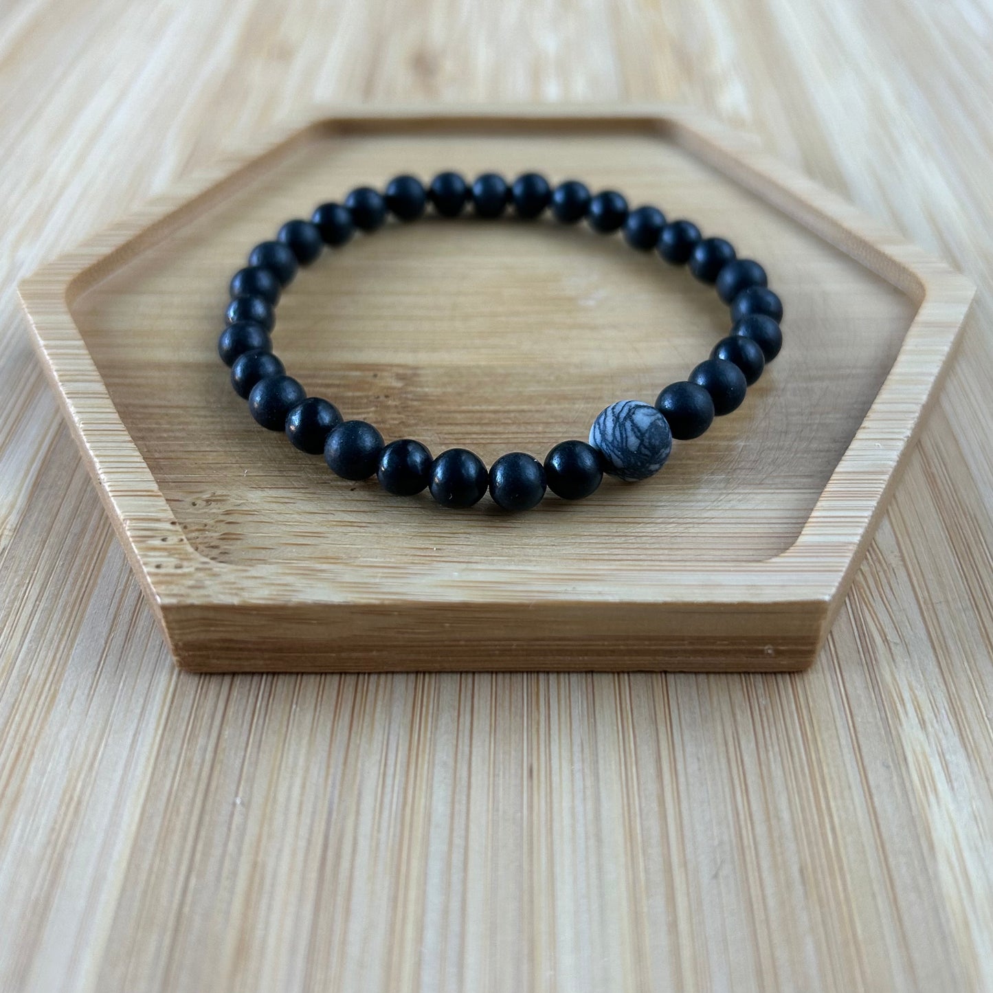 Shungite Mālā